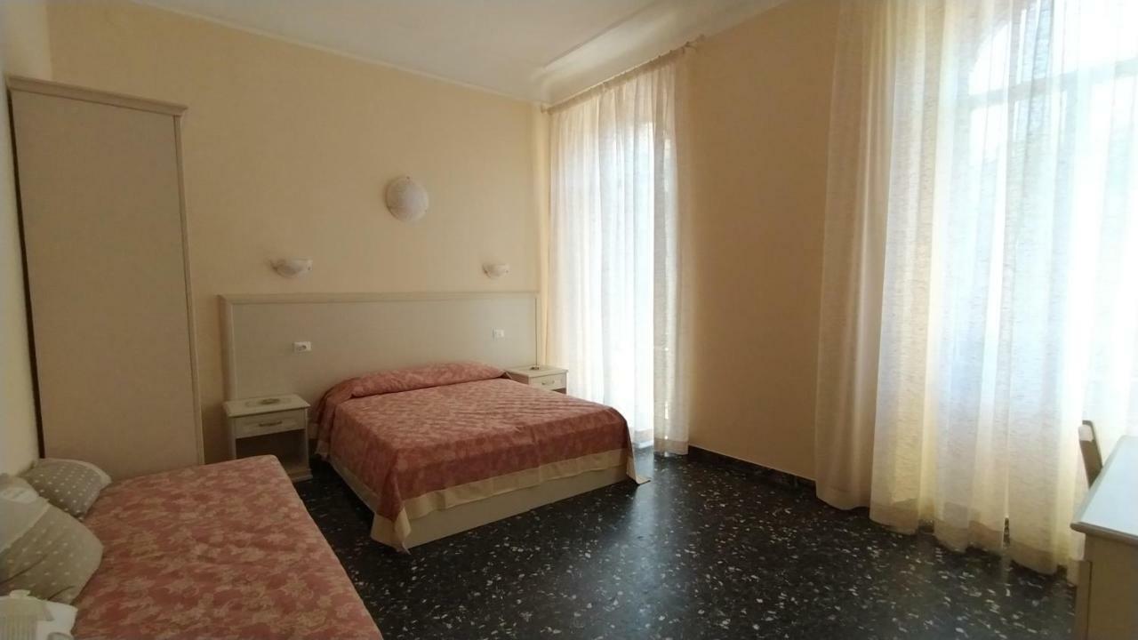 Vivi 5 Terre Ξενοδοχείο Λα Σπέτσια Εξωτερικό φωτογραφία